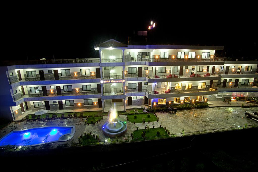 Hotel Swapna Bagh- Your Place Pokhara Bagian luar foto